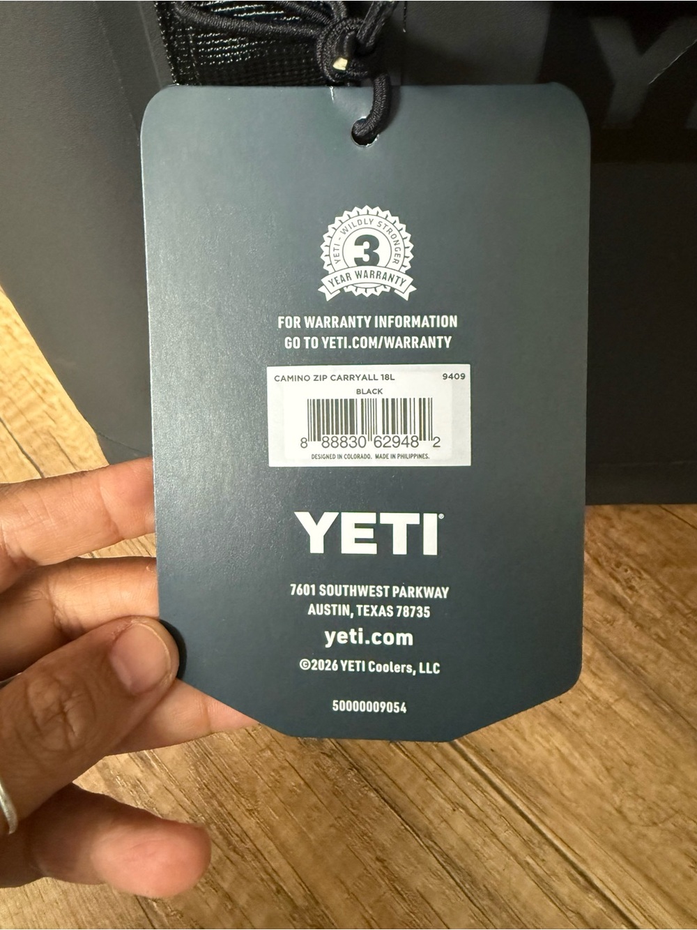 Not yet released Yeti Camino Zip Carryall Tote Bag - Black 18L - Picture 4 of 12